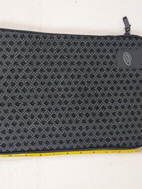 Timbuk2 Crater Case